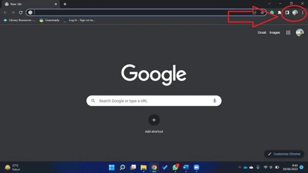 Buka browser yang digunakan lalu pilih icon titik tiga pada sudut kanan atas browser lalu pilih menu History