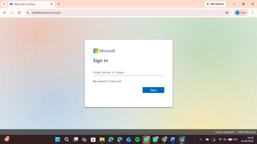 Buka halaman OneDrive melalui browser Google Chrome (disarankan tidak menggunakan browser Safari). https://onedrive.live.com/login